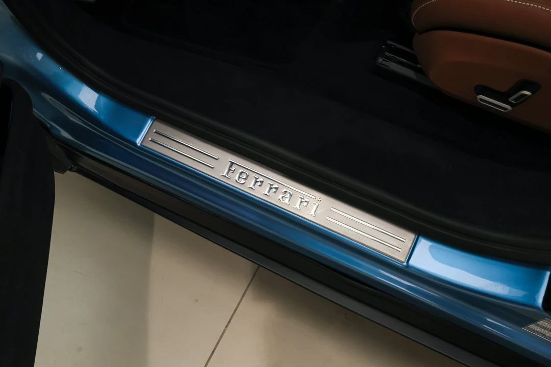 2025 Ferrari Purosangue - Image 23 of 31