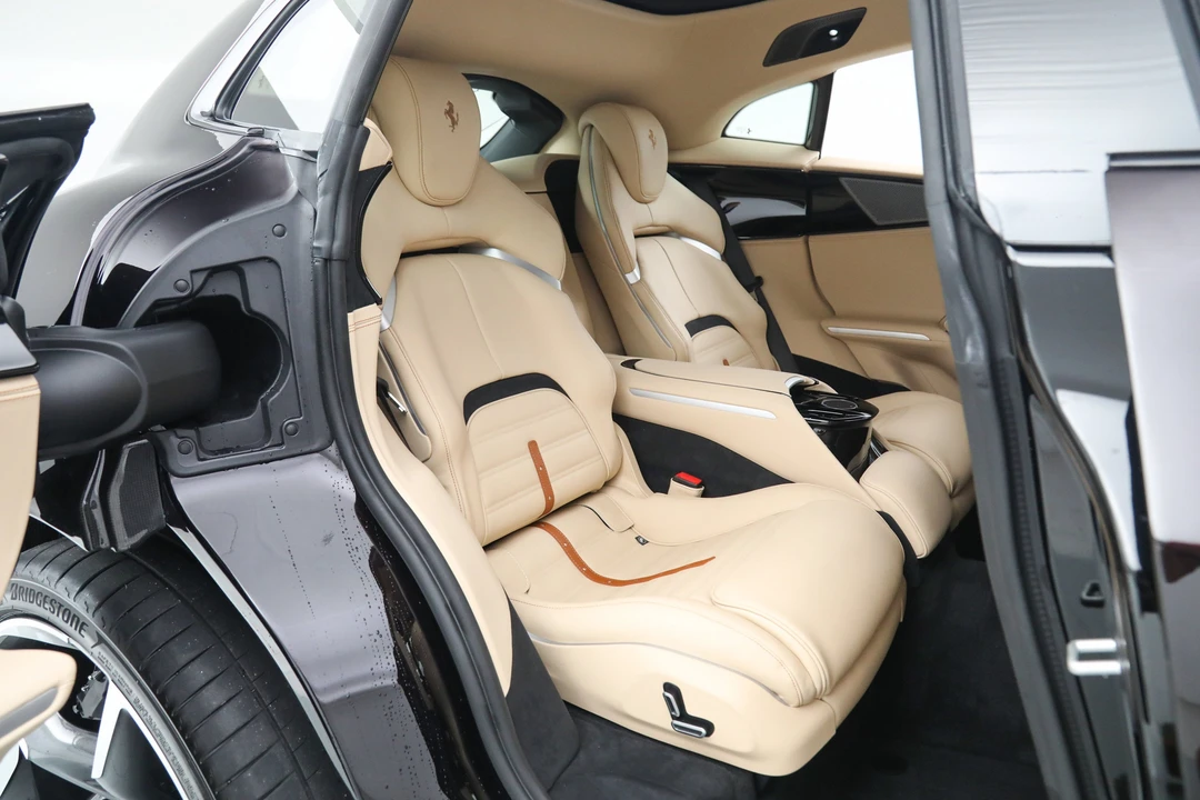 2025 Ferrari Purosangue - Image 26 of 31