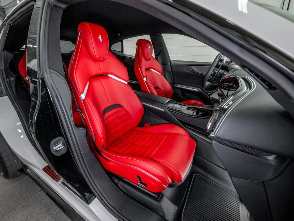 2025 Ferrari Purosangue - Image 25 of 31