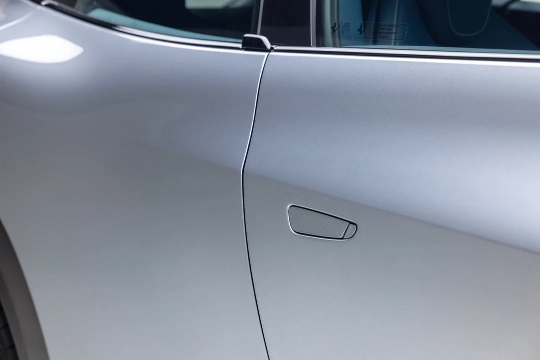 2025 Ferrari Purosangue - Image 26 of 31