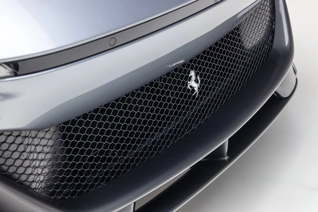 2025 Ferrari Purosangue - Image 17 of 31