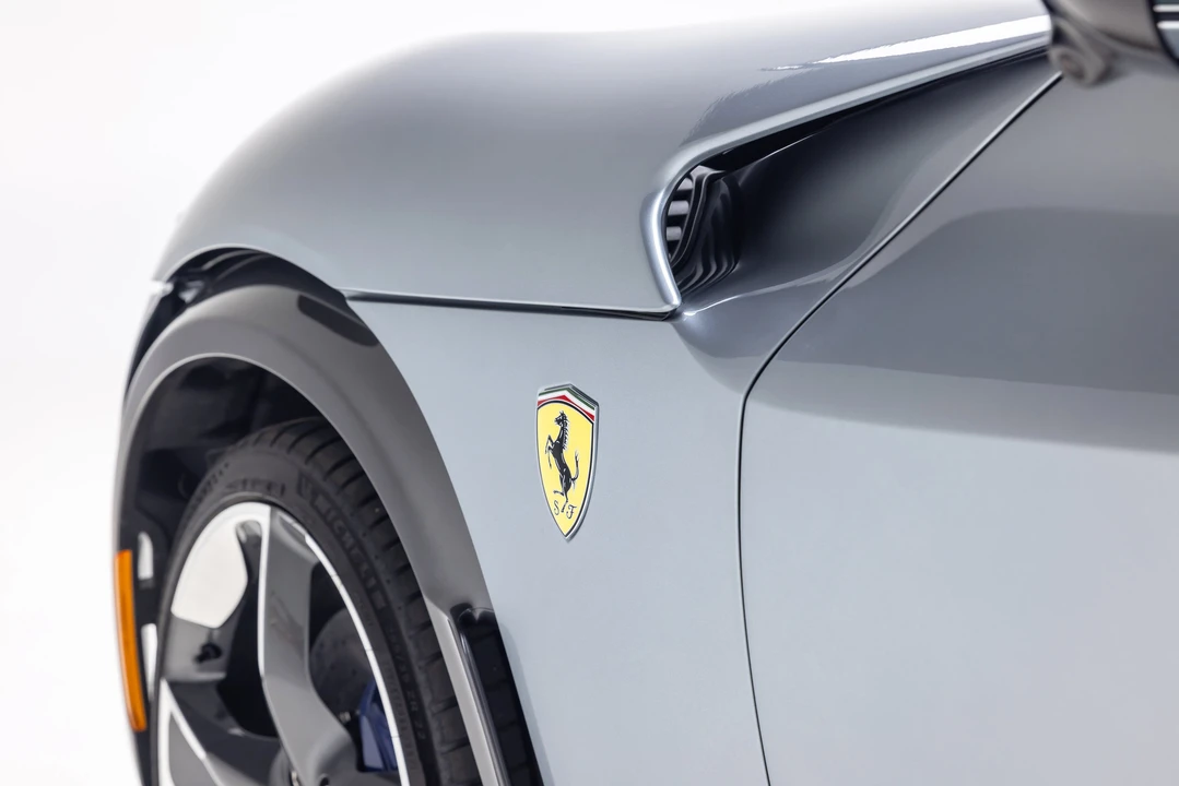 2025 Ferrari Purosangue - Image 23 of 31