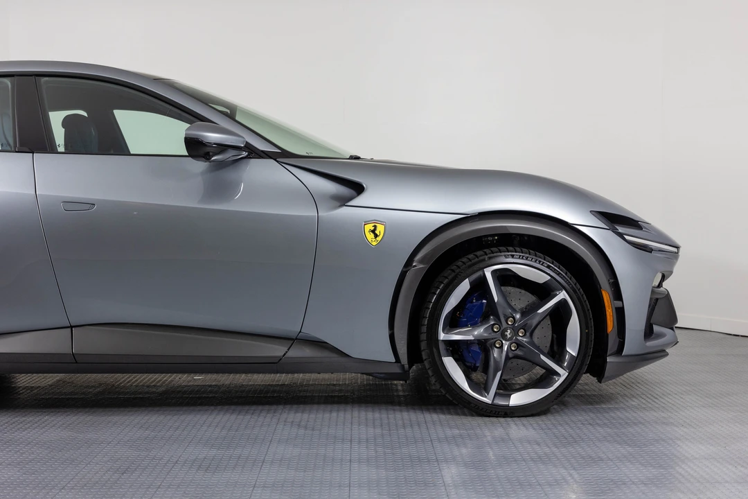 2025 Ferrari Purosangue - Image 29 of 31