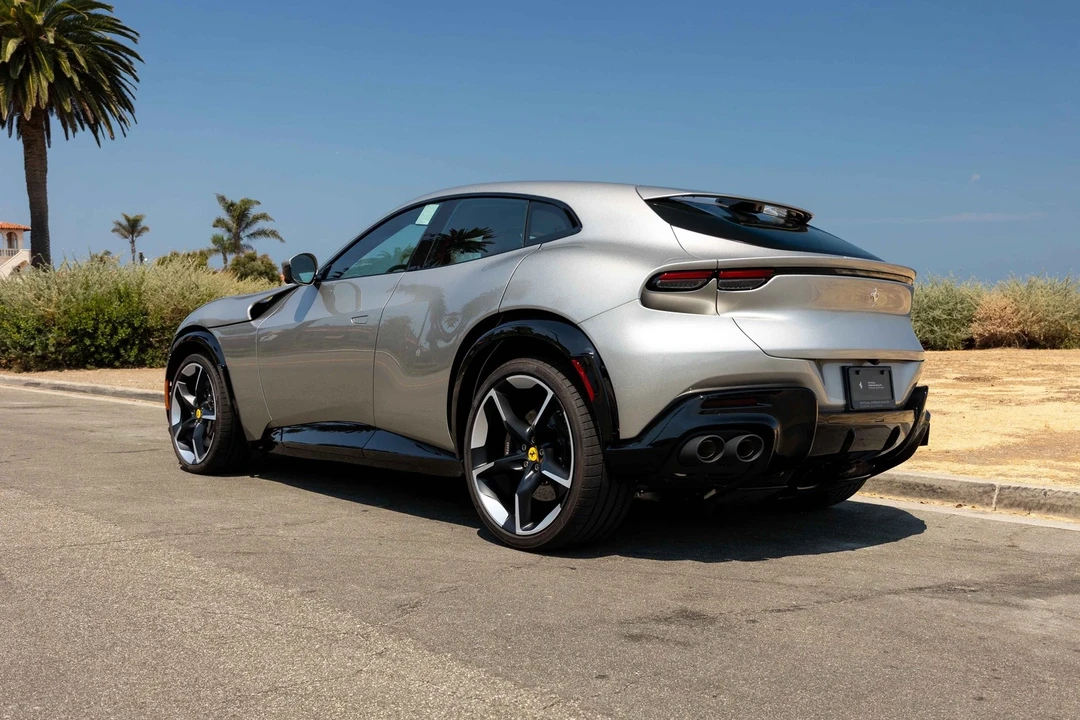 2025 Ferrari Purosangue - Image 7 of 12