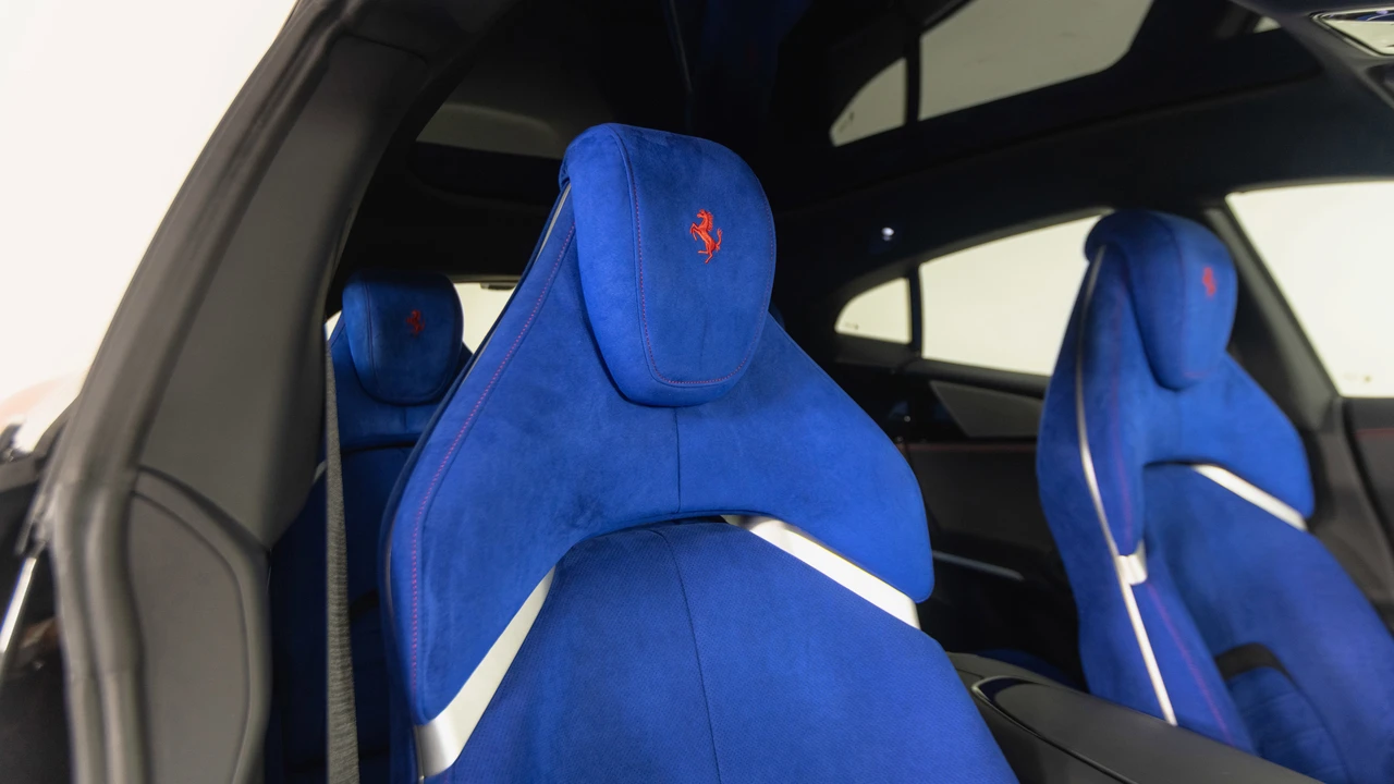2025 Ferrari Purosangue - Image 29 of 31