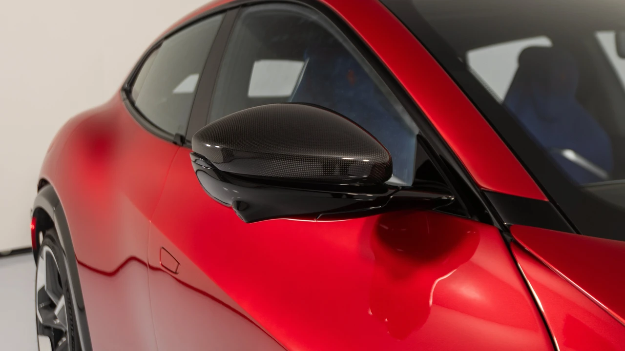 2025 Ferrari Purosangue - Image 13 of 31