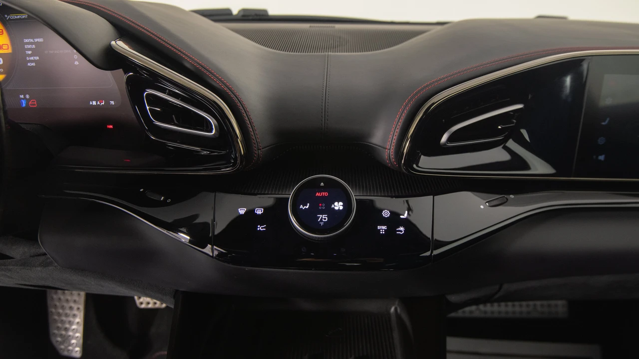 2025 Ferrari Purosangue - Image 22 of 31