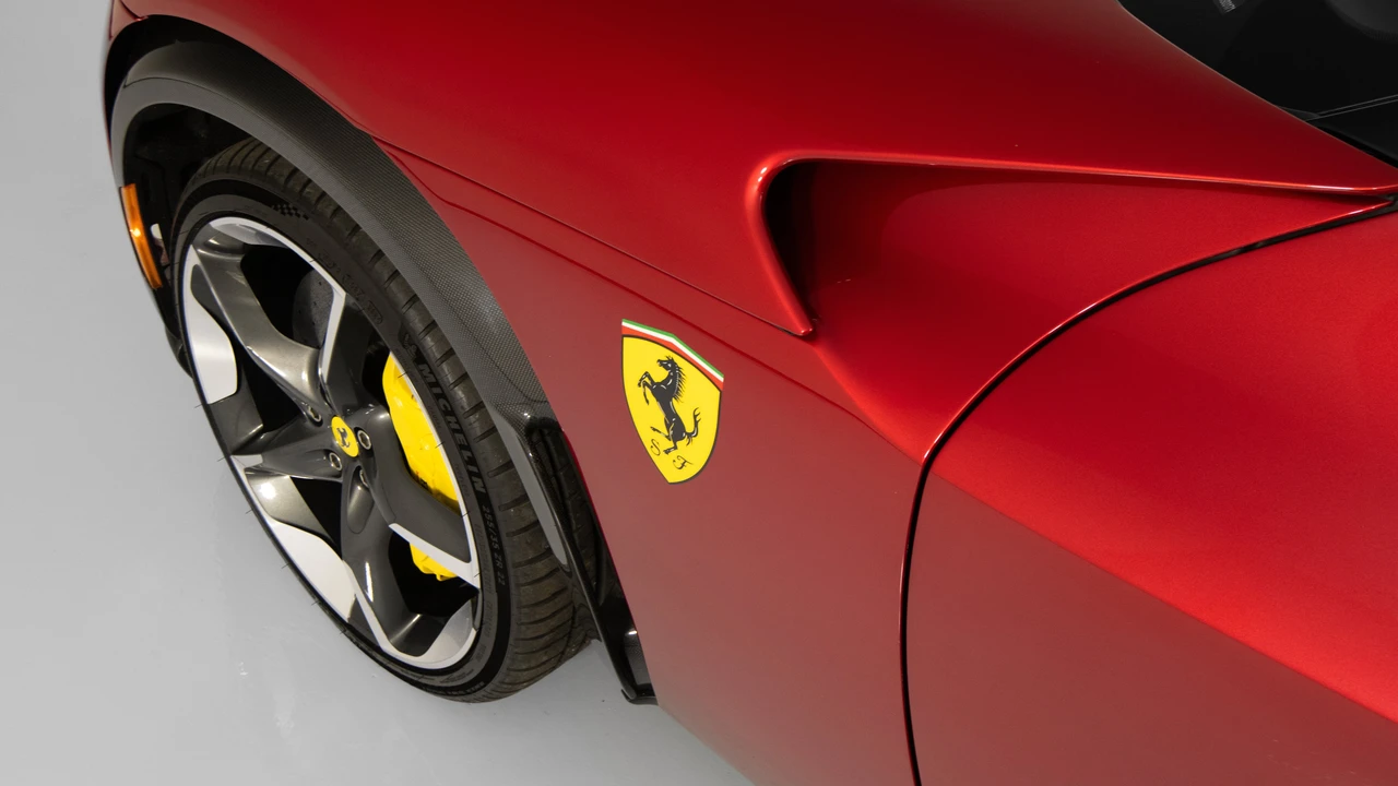 2025 Ferrari Purosangue - Image 11 of 31