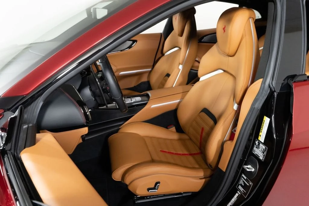 2025 Ferrari Purosangue - Image 5 of 31