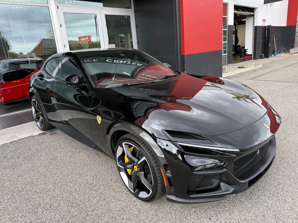 2025 Ferrari Purosangue - Image 23 of 31