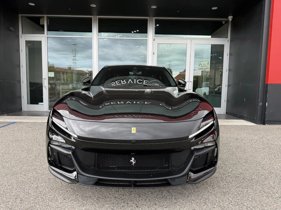 2025 Ferrari Purosangue - Image 18 of 31