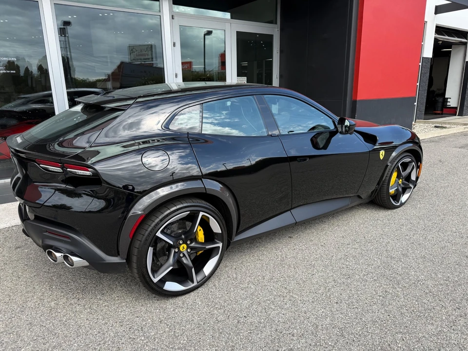 2025 Ferrari Purosangue - Image 4 of 31