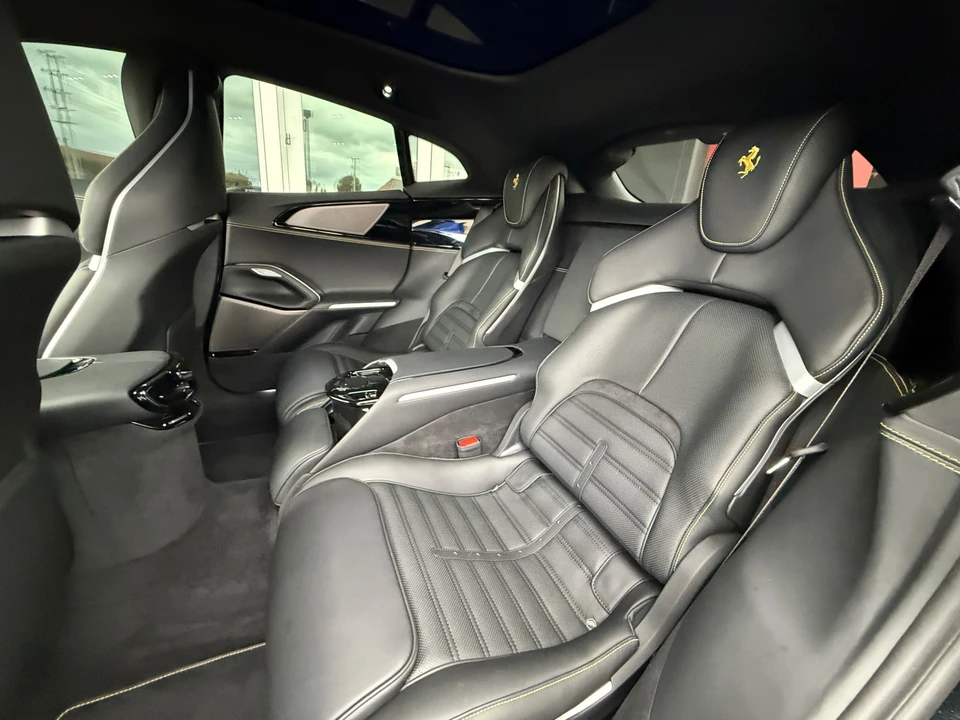 2025 Ferrari Purosangue - Image 30 of 31