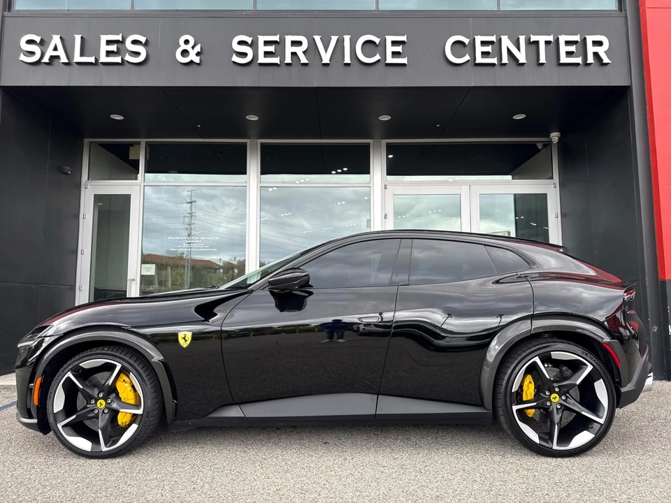 2025 Ferrari Purosangue - Image 12 of 31