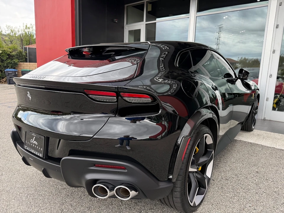 2025 Ferrari Purosangue - Image 26 of 31