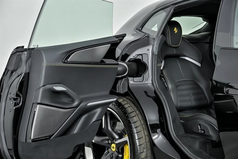2025 Ferrari Purosangue - Image 21 of 21