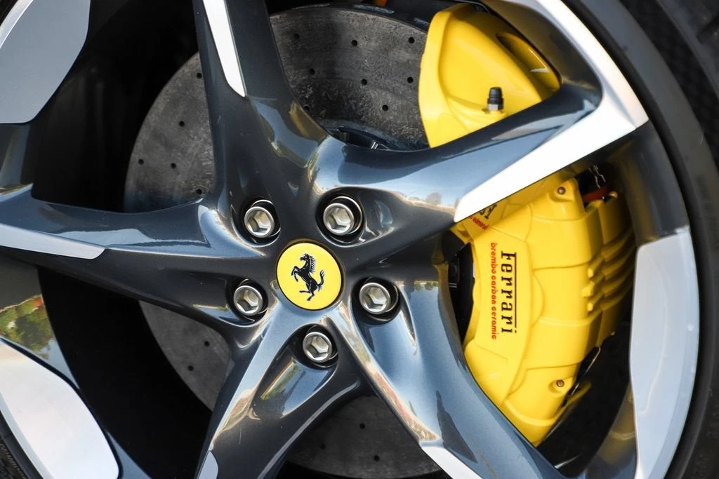 2025 Ferrari Purosangue - Image 24 of 31