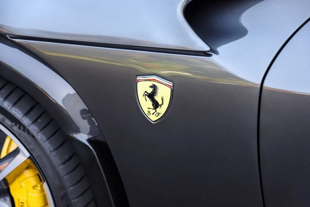 2025 Ferrari Purosangue - Image 28 of 31