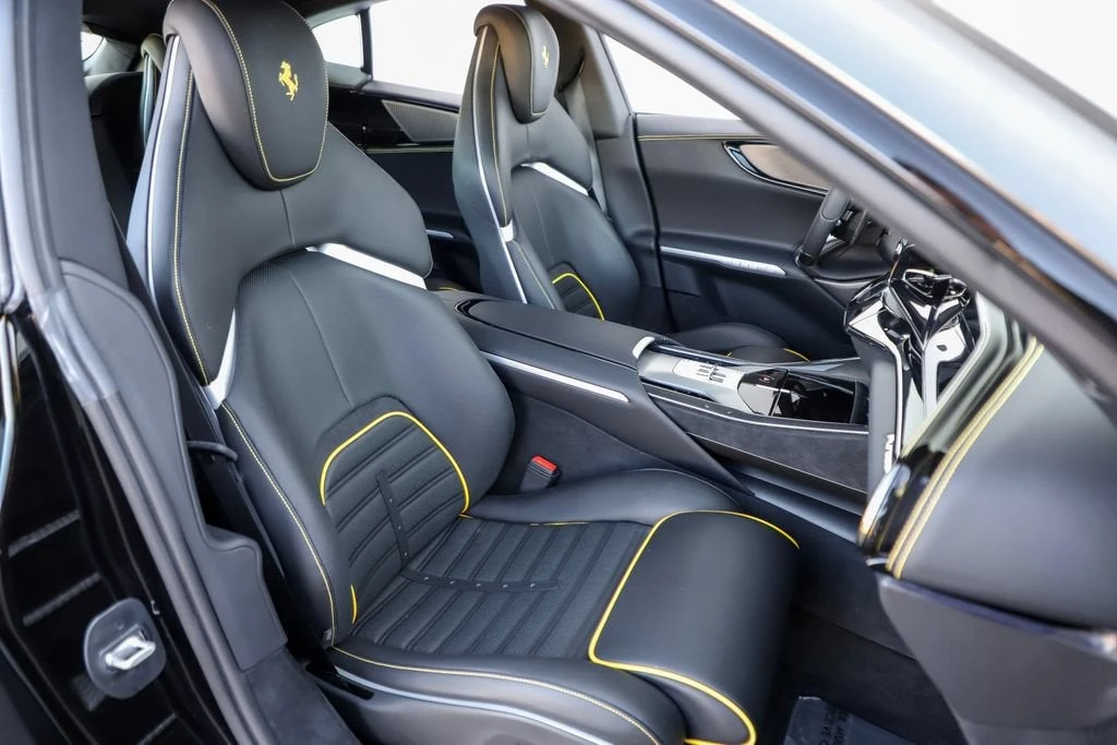 2025 Ferrari Purosangue - Image 22 of 31