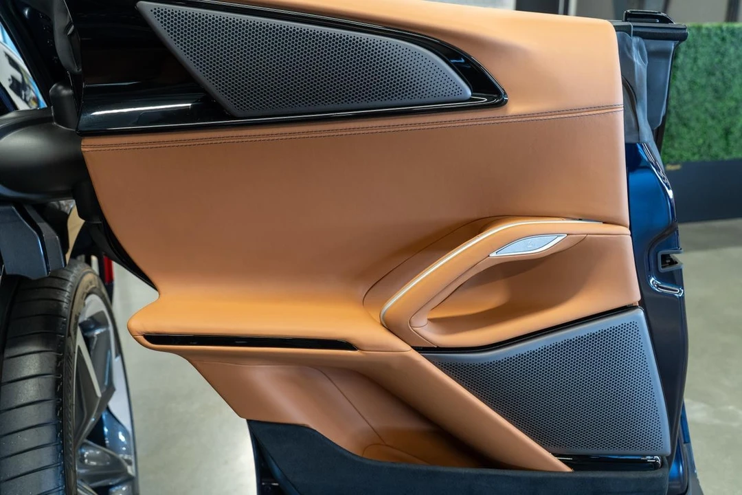 2025 Ferrari Purosangue - Image 17 of 21