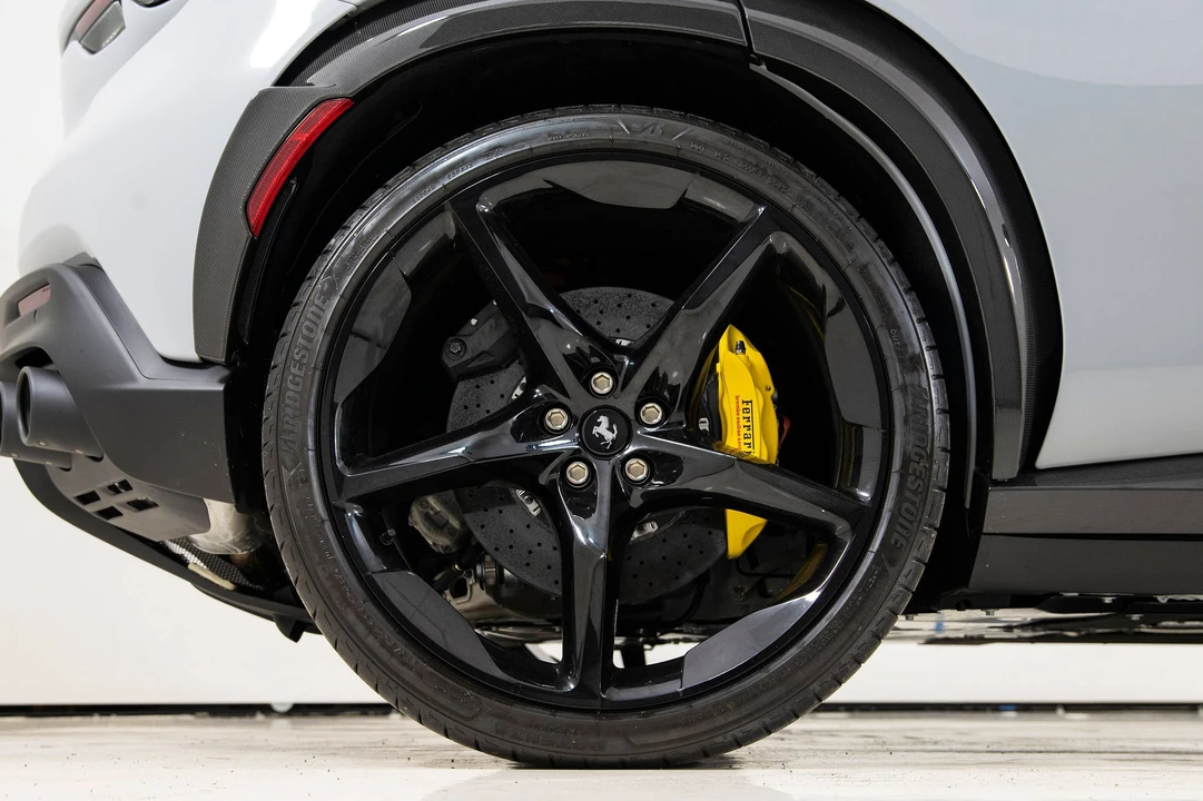 2025 Ferrari Purosangue - Image 26 of 31