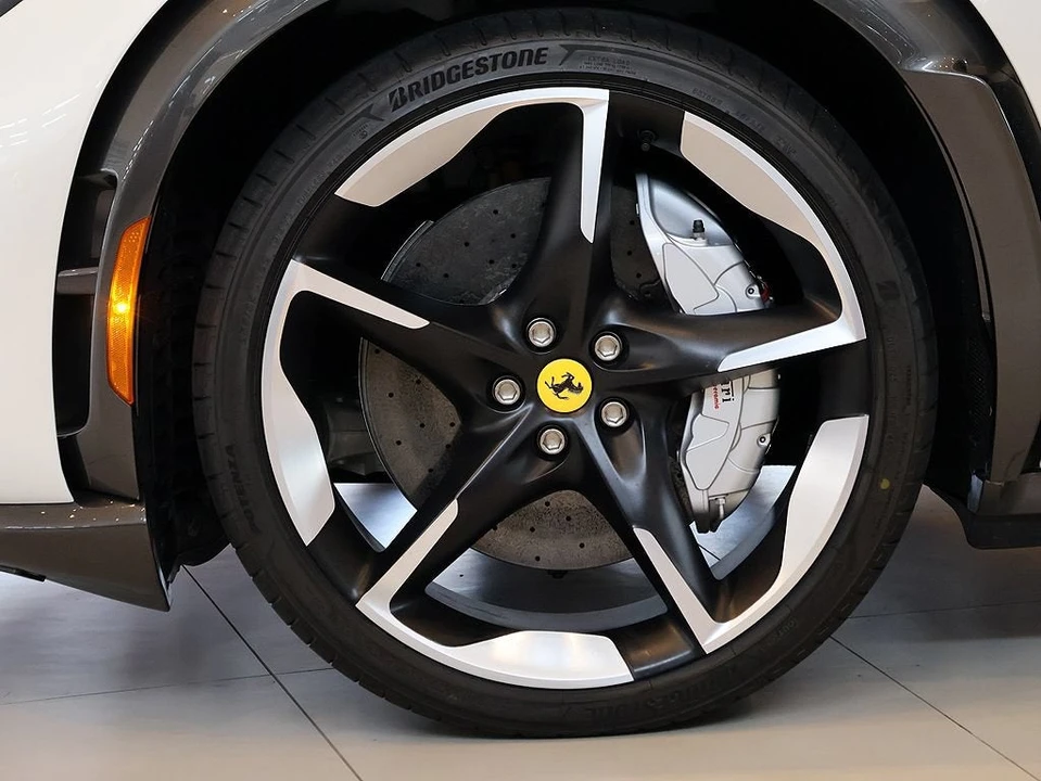 2025 Ferrari Purosangue - Image 30 of 31