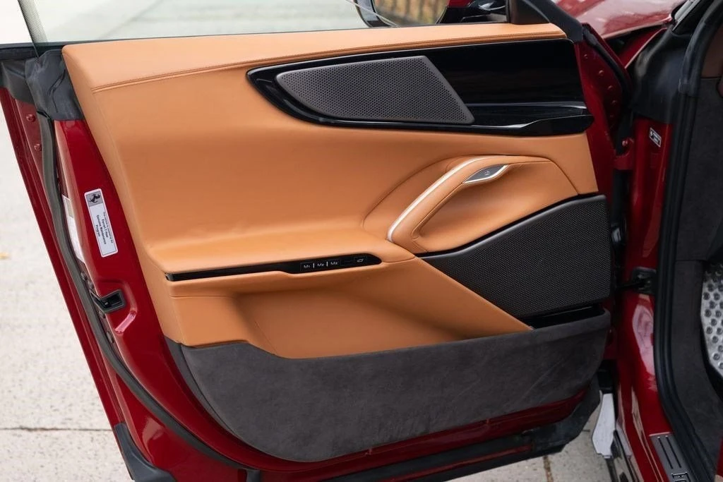 2025 Ferrari Purosangue - Image 31 of 31