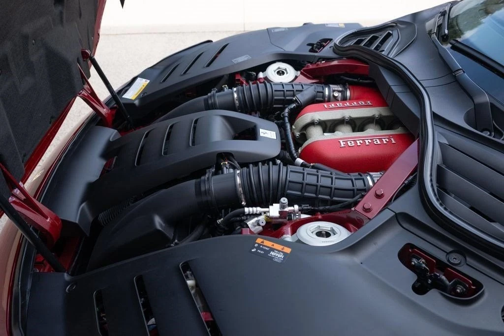 2025 Ferrari Purosangue - Image 12 of 31