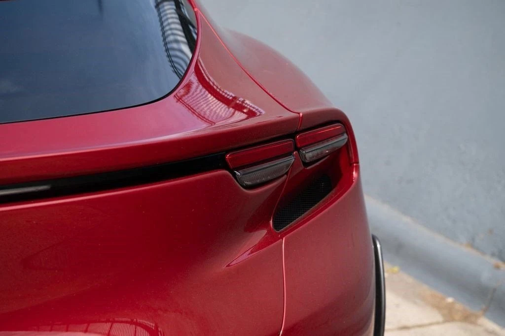 2025 Ferrari Purosangue - Image 29 of 31