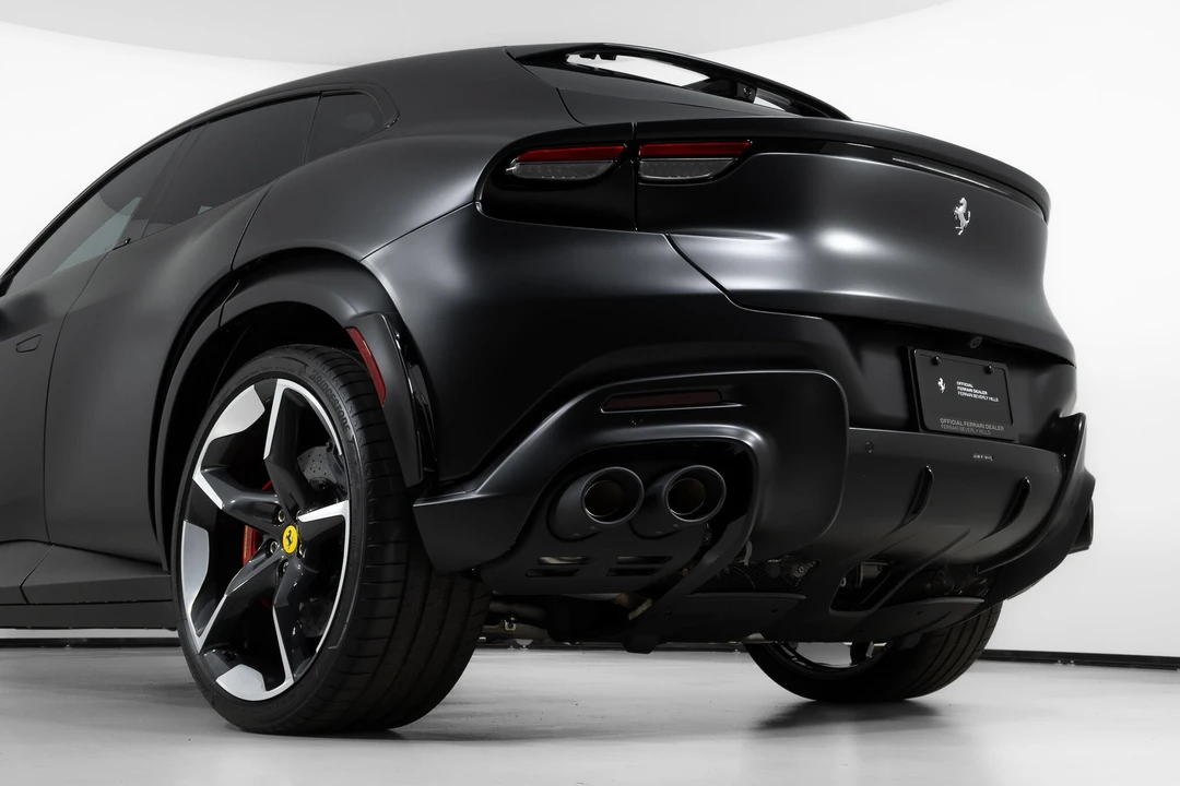 2025 Ferrari Purosangue - Image 18 of 31