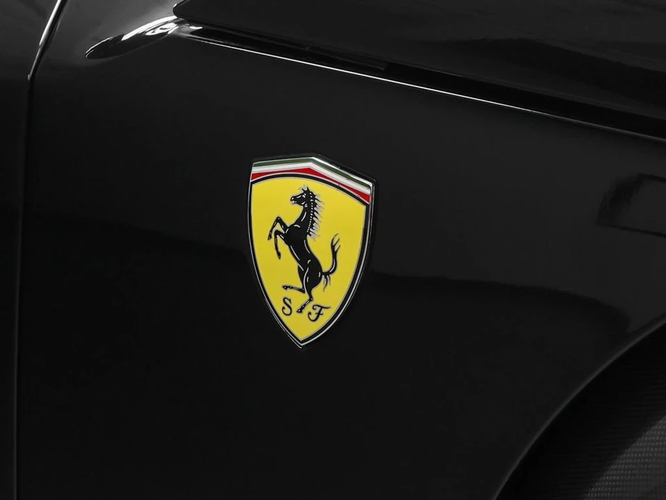 2025 Ferrari Purosangue - Image 12 of 31