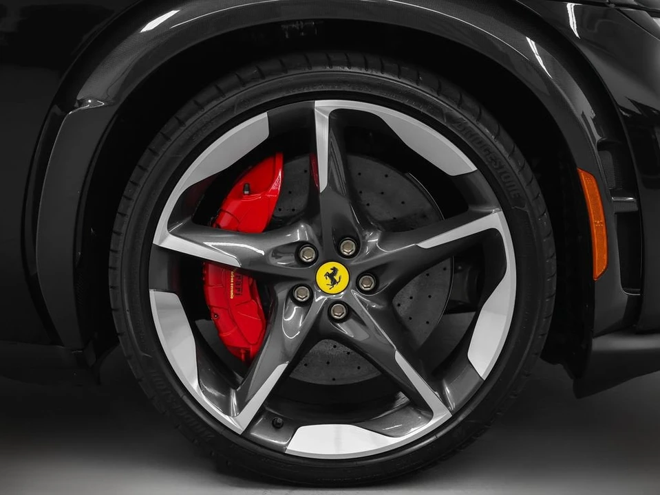 2025 Ferrari Purosangue - Image 14 of 31