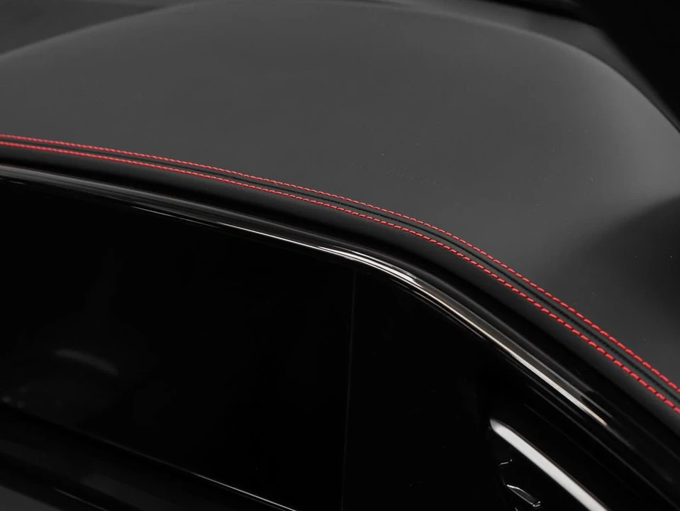 2025 Ferrari Purosangue - Image 30 of 31