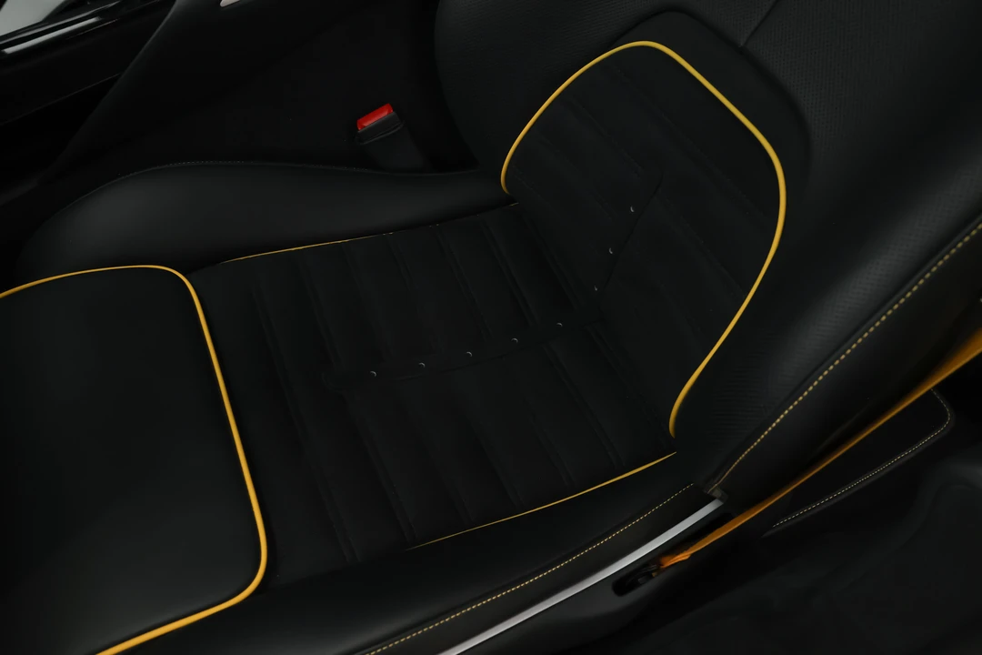 2025 Ferrari Purosangue - Image 17 of 31