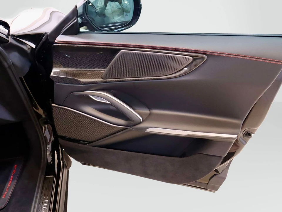 2025 Ferrari Purosangue - Image 17 of 31