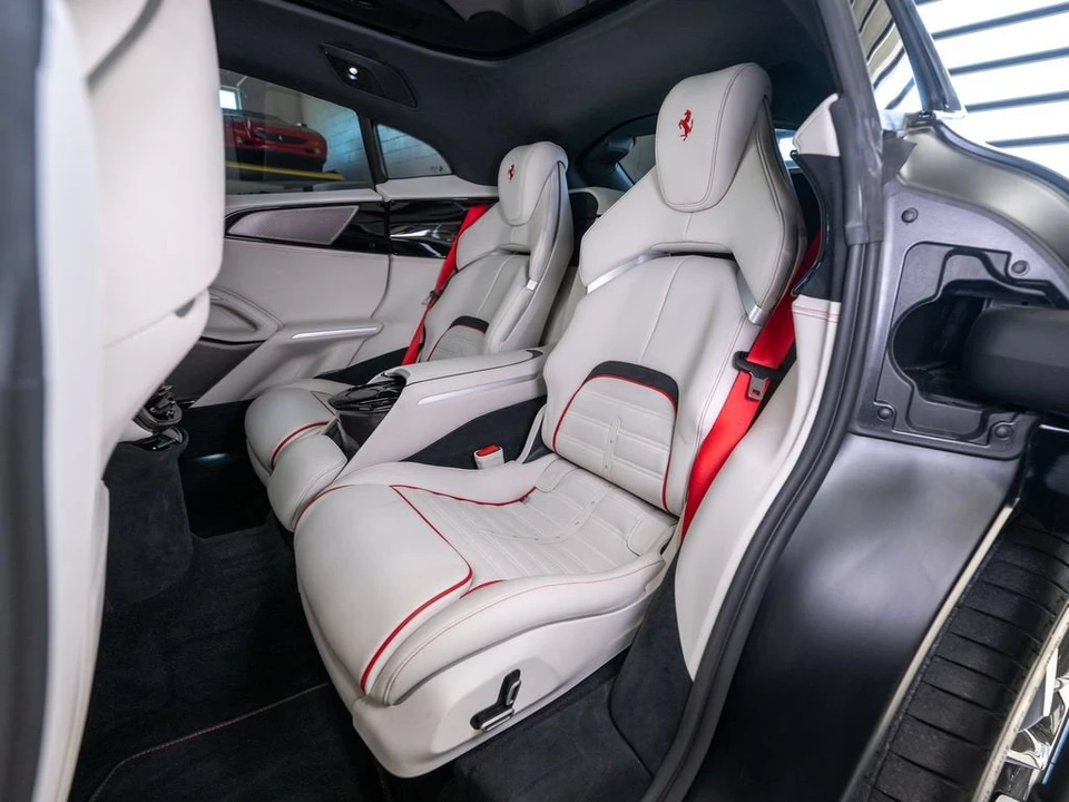 2025 Ferrari Purosangue - Image 13 of 31