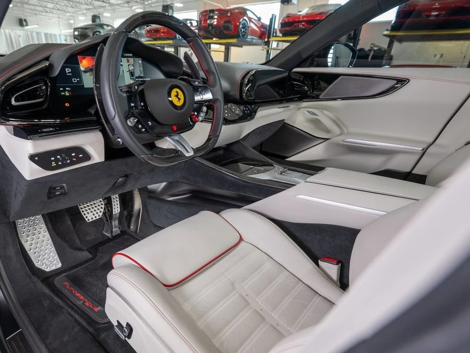 2025 Ferrari Purosangue - Image 19 of 31