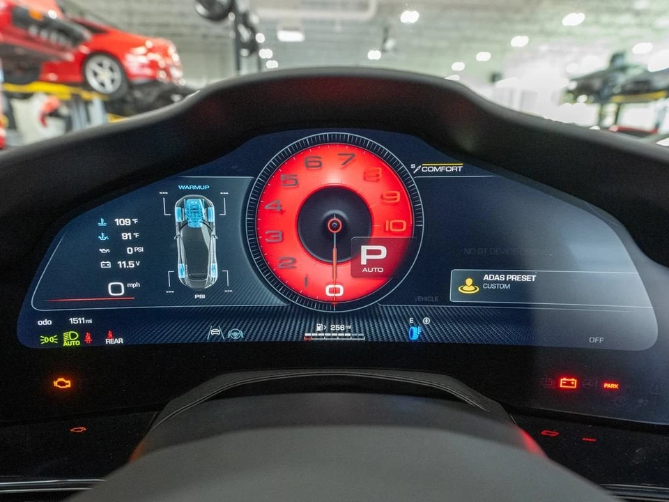 2025 Ferrari Purosangue - Image 24 of 31