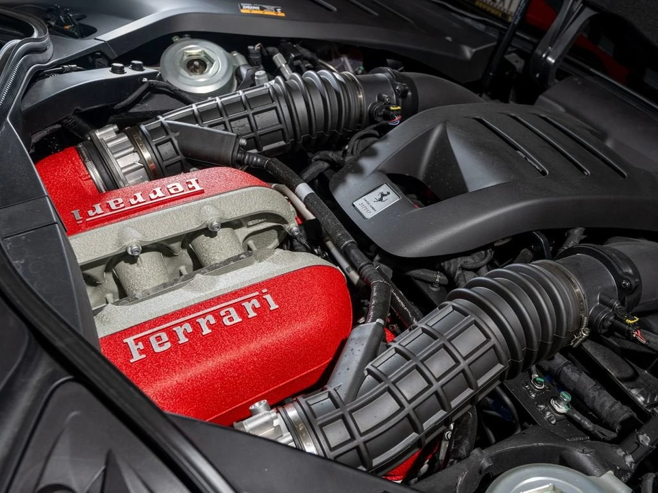 2025 Ferrari Purosangue - Image 29 of 31