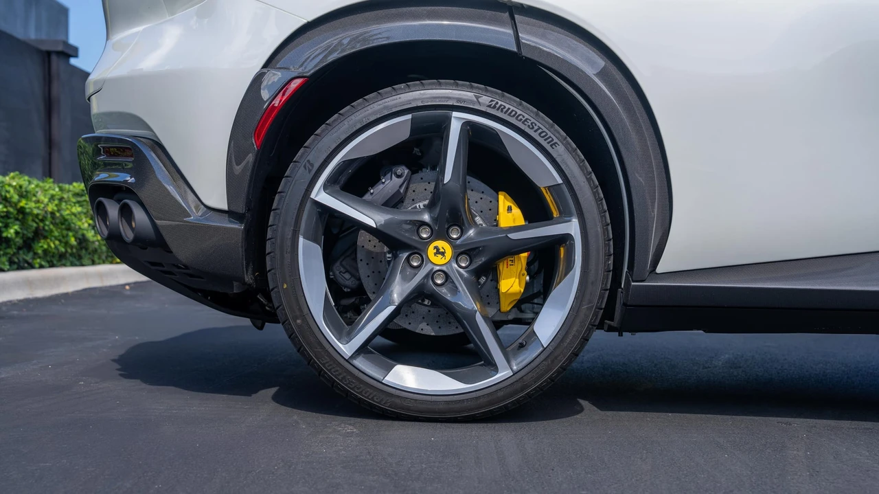 2025 Ferrari Purosangue - Image 31 of 31