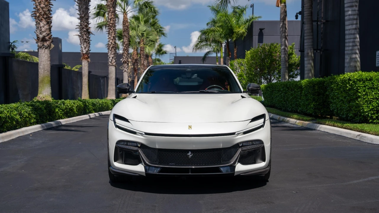 2025 Ferrari Purosangue - Image 7 of 31