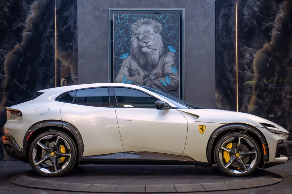 2025 Ferrari Purosangue - Image 9 of 20