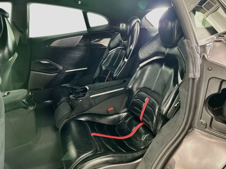 2025 Ferrari Purosangue - Image 19 of 31