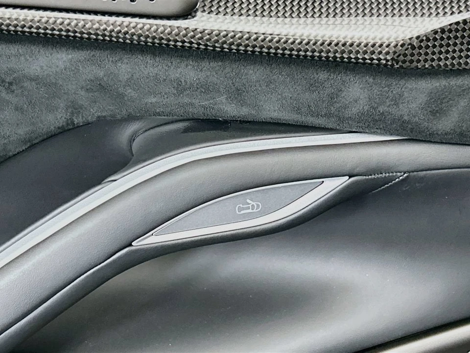 2025 Ferrari Purosangue - Image 21 of 31