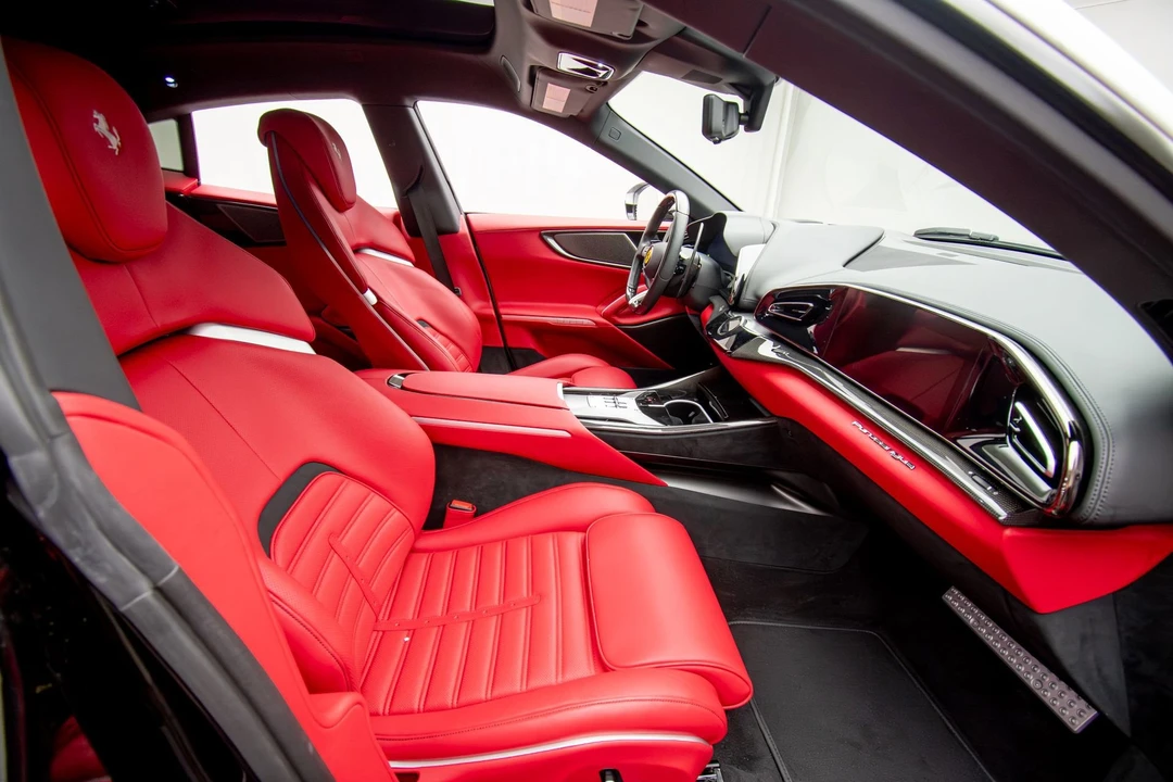 2025 Ferrari Purosangue - Image 13 of 31