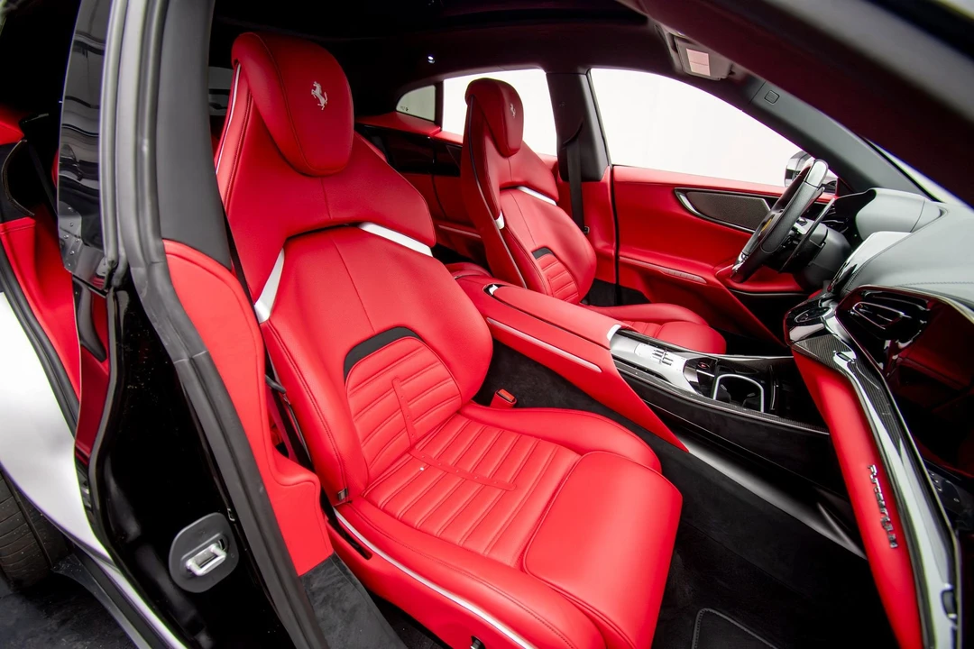 2025 Ferrari Purosangue - Image 12 of 31