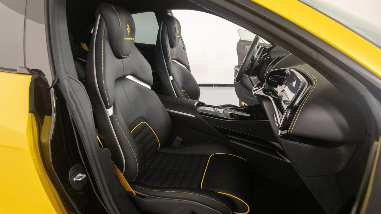 2025 Ferrari Purosangue - Image 31 of 31