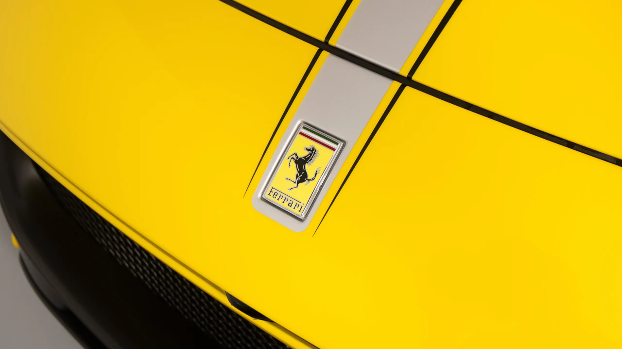 2025 Ferrari Purosangue - Image 13 of 31