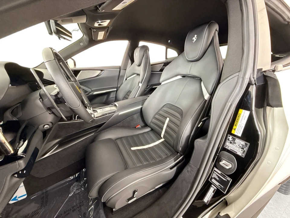 2025 Ferrari Purosangue - Image 9 of 30
