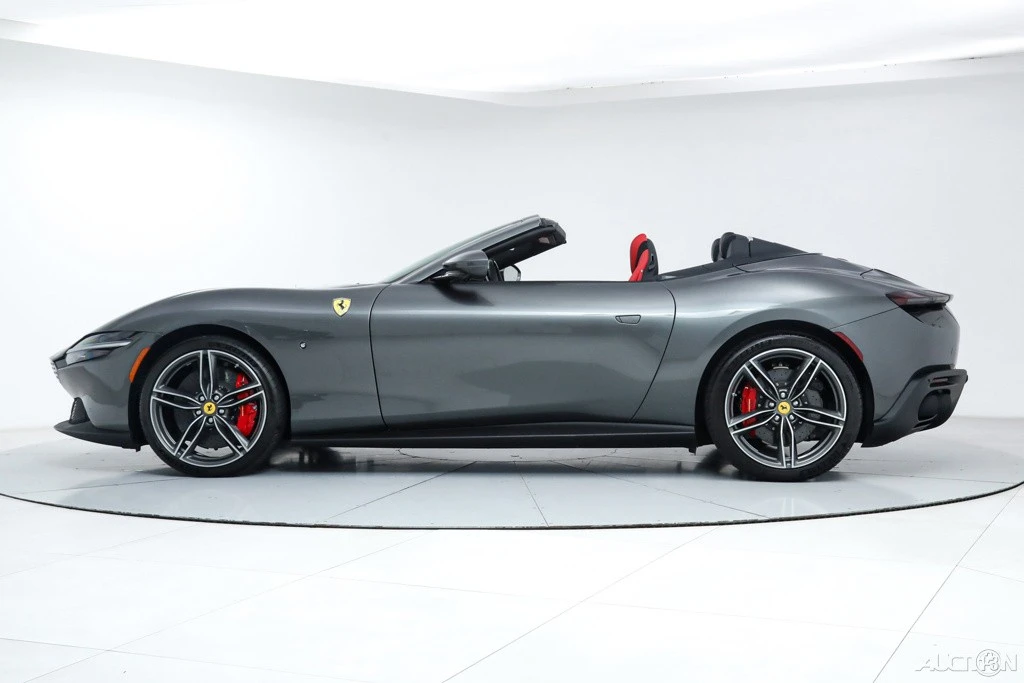 2025 Ferrari Roma Spider - Image 4 of 21